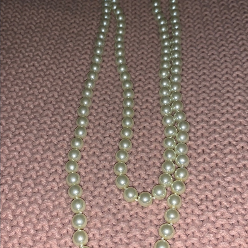 Costume jewelry pearls